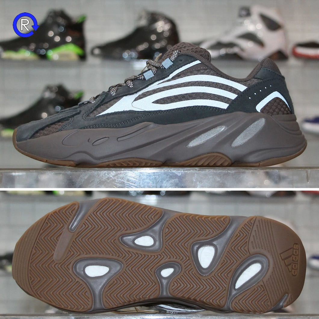 Mauve Adidas Yeezy Boost 700 v2 2021 Size 9 Brand new deadstock. Refresh PGH